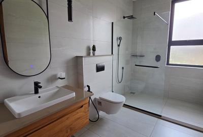 4 Bed Townhouse with En Suite in Loresho - 4