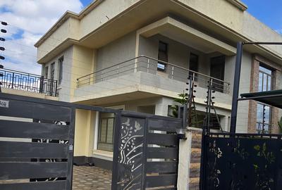 4 Bed House with En Suite at Kamakis - 3