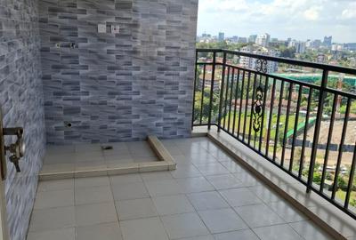 3 Bed Apartment with En Suite at Dennis Pritt Road - 4