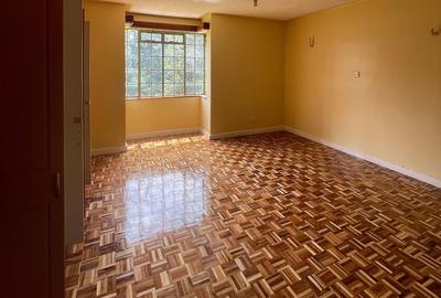 Serviced 2 Bed Apartment with En Suite in Lavington - 4