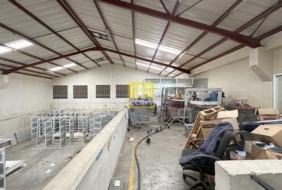 Warehouse in Industrial Area - 3