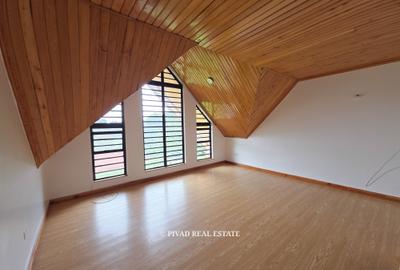 4 Bed Townhouse with Garden in Runda - 3