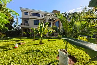 6 Bed House with En Suite at Kephis - 4