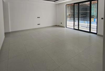 Serviced 3 Bed Apartment with En Suite at Brookside - 3