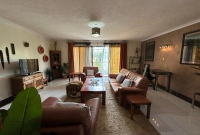 Serviced 3 Bed Apartment with En Suite at Kileleshwa