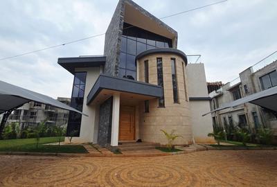 4 Bed House with En Suite in Kitisuru - 2