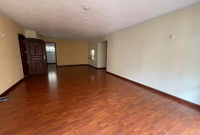 3 Bed Apartment with En Suite in Westlands Area - 4