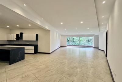 Serviced 4 Bed Apartment with En Suite in Parklands - 2