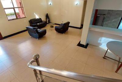 5 Bed Townhouse with En Suite in Lavington