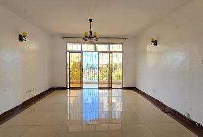 3 Bed Apartment with En Suite in Lavington