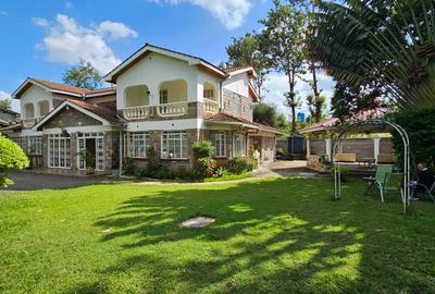 7 Bed House with En Suite in Thome