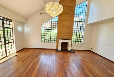4 Bed Townhouse with En Suite in Kitisuru