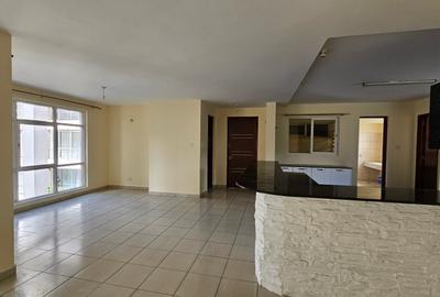 3 Bed Apartment with En Suite in Lavington