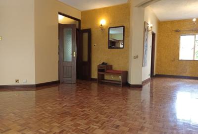 4 Bed Apartment with En Suite in Kilimani