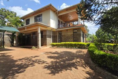 4 Bed House with En Suite in Runda - 2