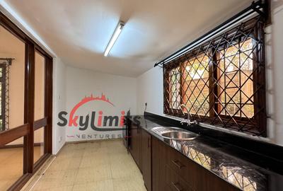 2 Bed Apartment with En Suite at Riverside Drive