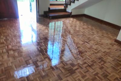 4 Bed Townhouse with En Suite in Lavington