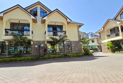 5 Bed Townhouse with En Suite at Lavington Green - 2