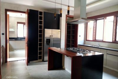 4 Bed Townhouse with En Suite in Runda - 4