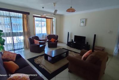 Serviced 3 Bed Apartment with En Suite at 5Th Avenue