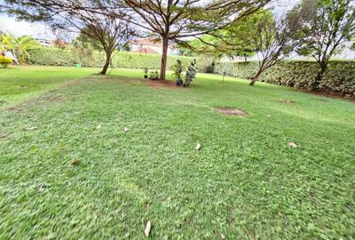 4 Bed House with En Suite in Nyari