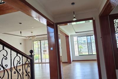 4 Bed House with En Suite at Paradise Lost Road - 4