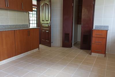 4 Bed House with En Suite at Fourways - 4