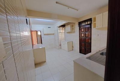 3 Bed Apartment with En Suite in Kilimani