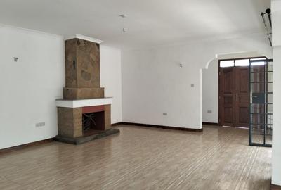 3 Bed House with En Suite in Karen