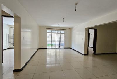 4 Bed Apartment with En Suite in Parklands