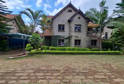 5 Bed House with En Suite at Othaya Road