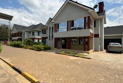 4 Bed Villa with En Suite in Garden Estate