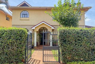 4 Bed Townhouse with En Suite in Kitisuru - 2