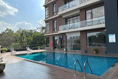 Serviced 3 Bed Apartment with En Suite at Brookside