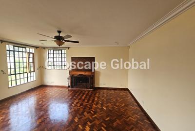 5 Bed House with En Suite in Runda - 4