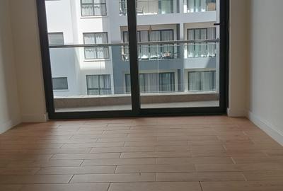 1 Bed Apartment with En Suite in Lavington