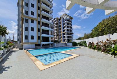 3 Bed Apartment with En Suite at Green Wood Drive