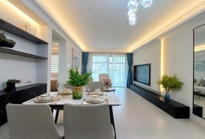 2 Bed Apartment with En Suite in Lavington