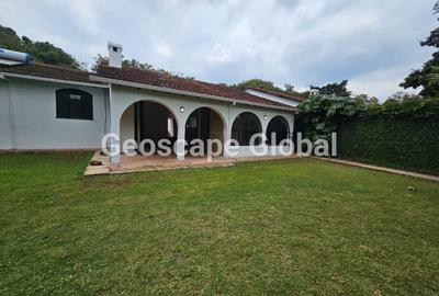 4 Bed House with En Suite in Loresho