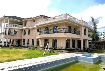 10 Bed Villa with En Suite at Hillcrest