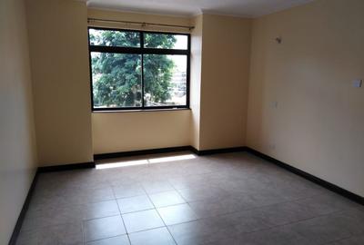 3 Bed Apartment with En Suite in Lavington