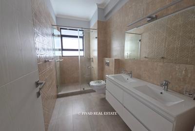 4 Bed Townhouse with Swimming Pool in Runda - 4