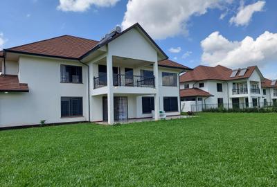 4 Bed House with En Suite at Paradise Lost