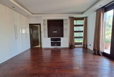 6 Bed Townhouse with Gym at Old Kitisuru Close To International School Of Kenya And Few Minutes Drive To Gigiri