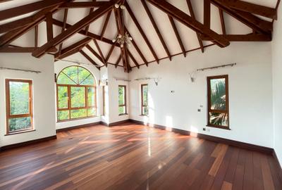 5 Bed Townhouse with En Suite in Kitisuru - 4