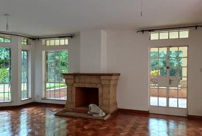 5 Bed Townhouse with En Suite in Rosslyn - 4