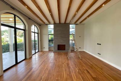 5 Bed Villa with En Suite in Loresho - 3