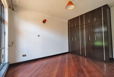 6 Bed Villa with Staff Quarters in Runda - 2