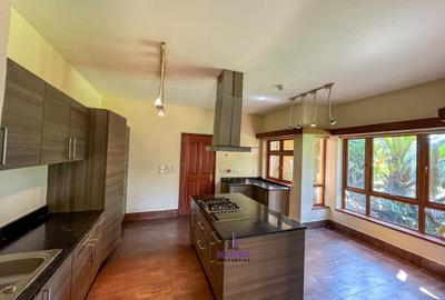 4 Bed Villa with En Suite at Kitisuru