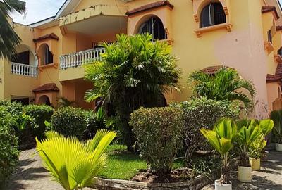 5 Bed House in Nyali Area